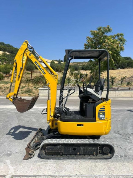 Екскаватор Komatsu 16R-3HS