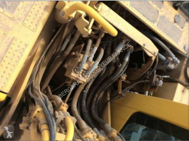 Pelle Komatsu PC360LC10