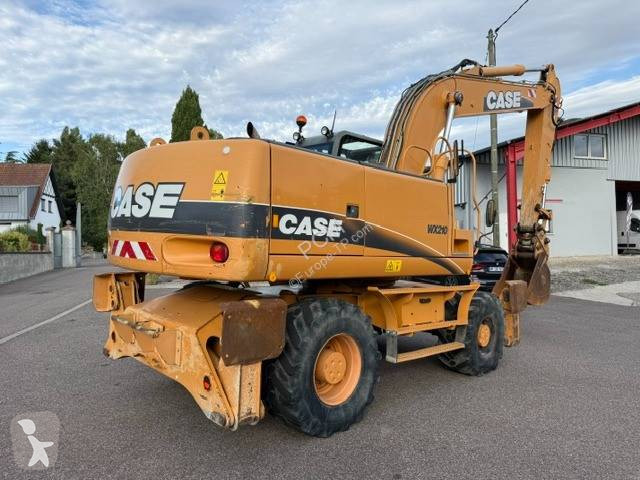 Escavadora Case