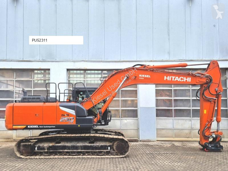 Экскаватор Hitachi 7