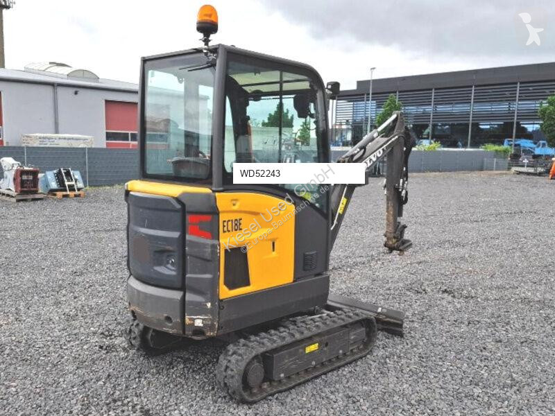 Экскаватор Volvo EC18E