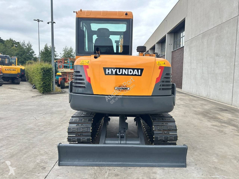 Экскаватор Hyundai R60VS