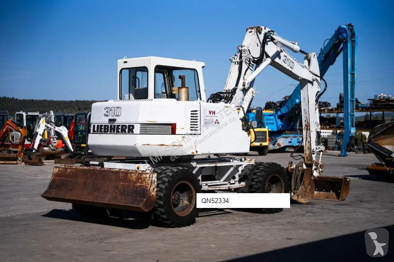 Экскаватор Liebherr