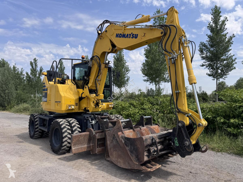 Escavadora Komatsu  PW118MR-11