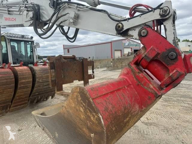 Kotrógép Takeuchi TB2150