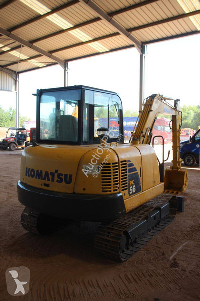 Excavadora Komatsu 7