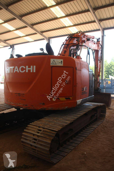 جرافة Hitachi 5B