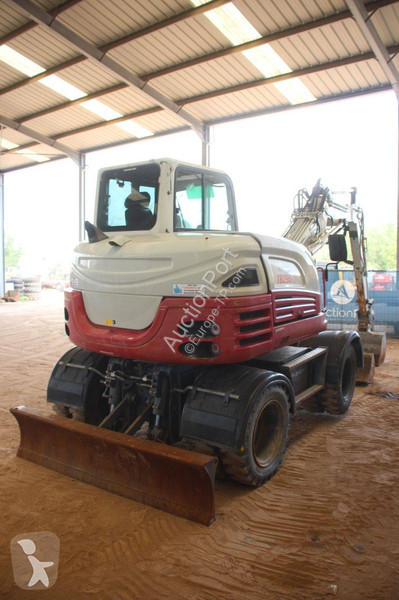 جرافة Takeuchi TB295W