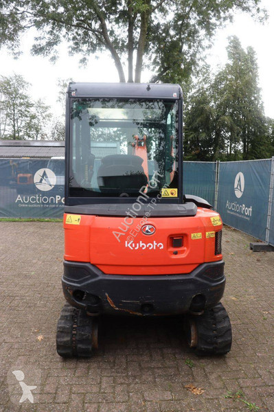 Excavadora Kubota KX030-4