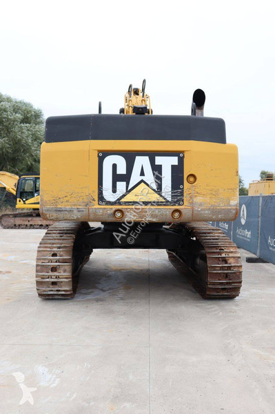 جرافة Caterpillar