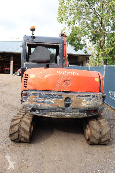 Excavadora Kubota KX080-4