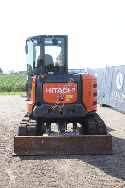 جرافة Hitachi ZX48U-5A CLR