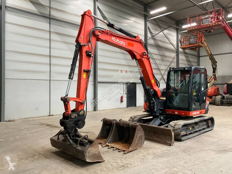 جرافة Kubota 0804 A 2