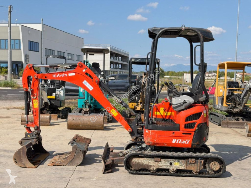 جرافة Kubota U17-3a