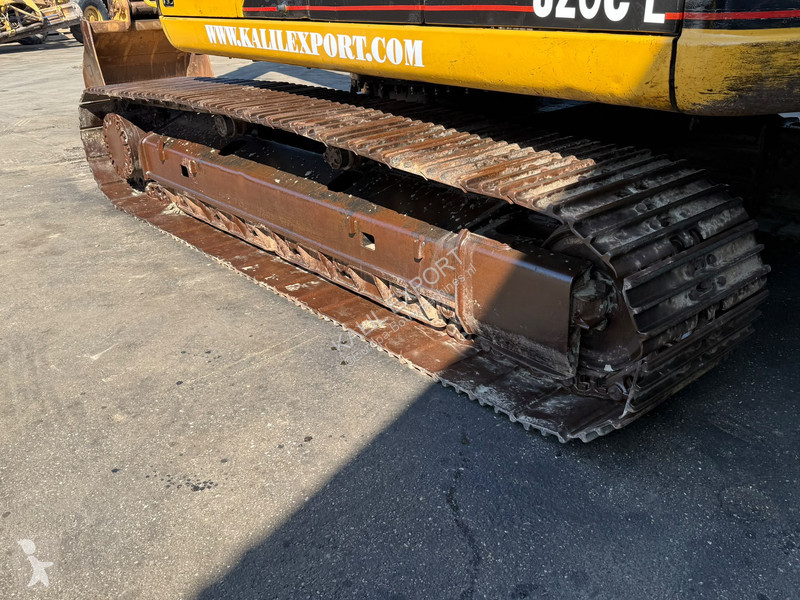 جرافة Caterpillar Excavator - 23.9T - Hammer...