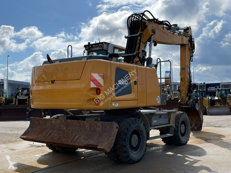 جرافة Liebherr A920