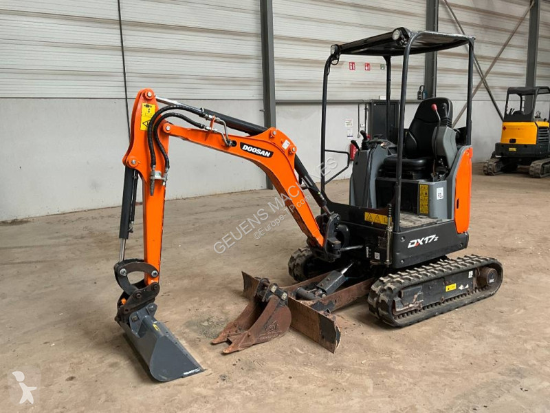 Skovel Doosan DX 17 Z