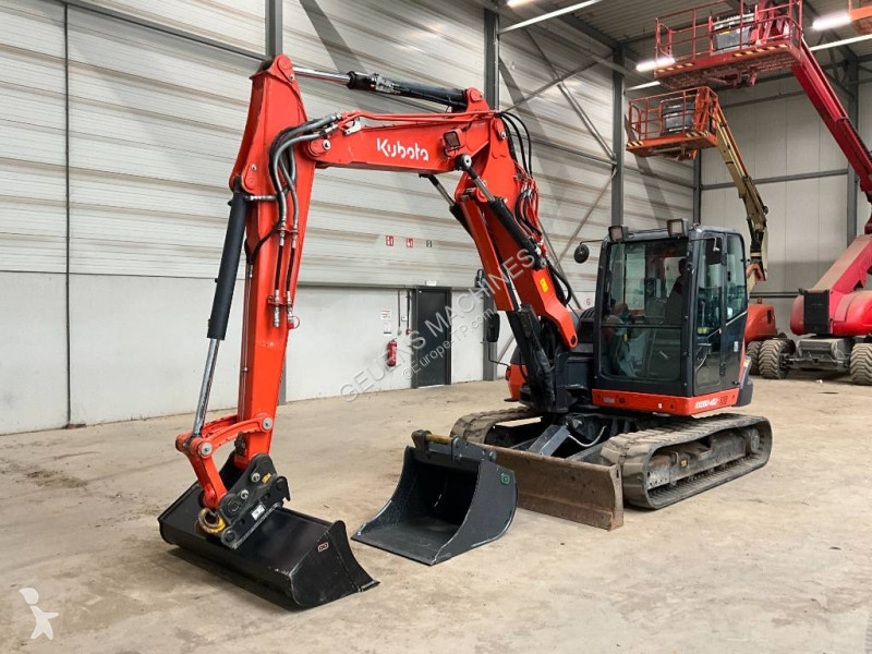 جرافة Kubota 0804 A 2