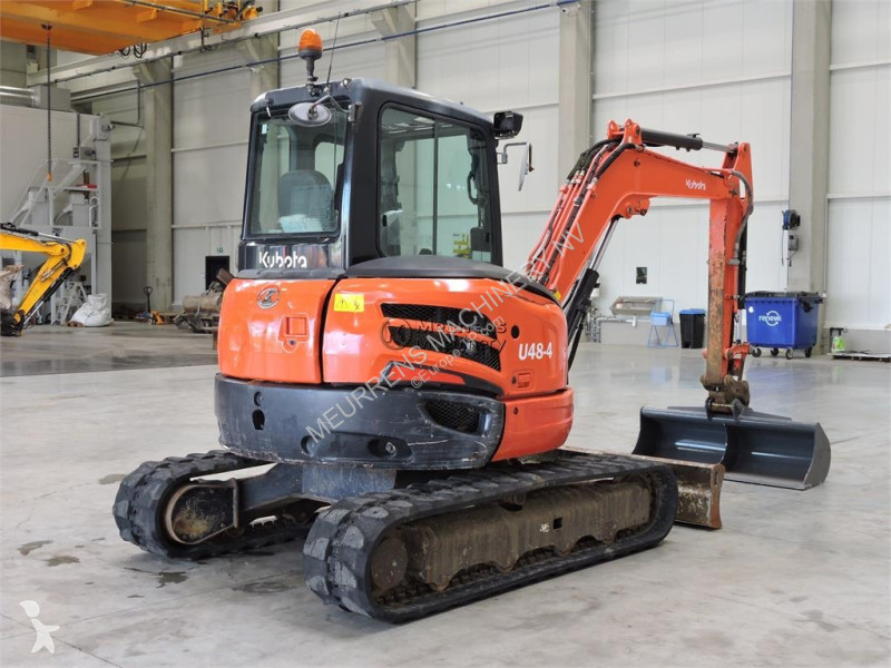 جرافة Kubota U48-4