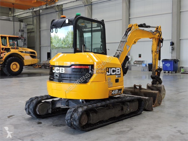 جرافة JCB