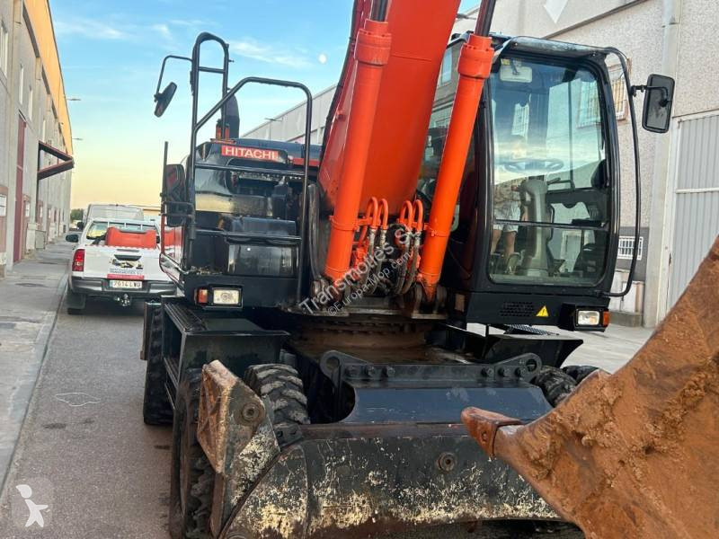 Skovel Hitachi ZX220