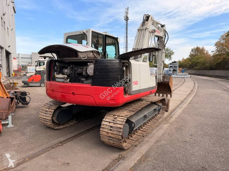 Skovel Takeuchi