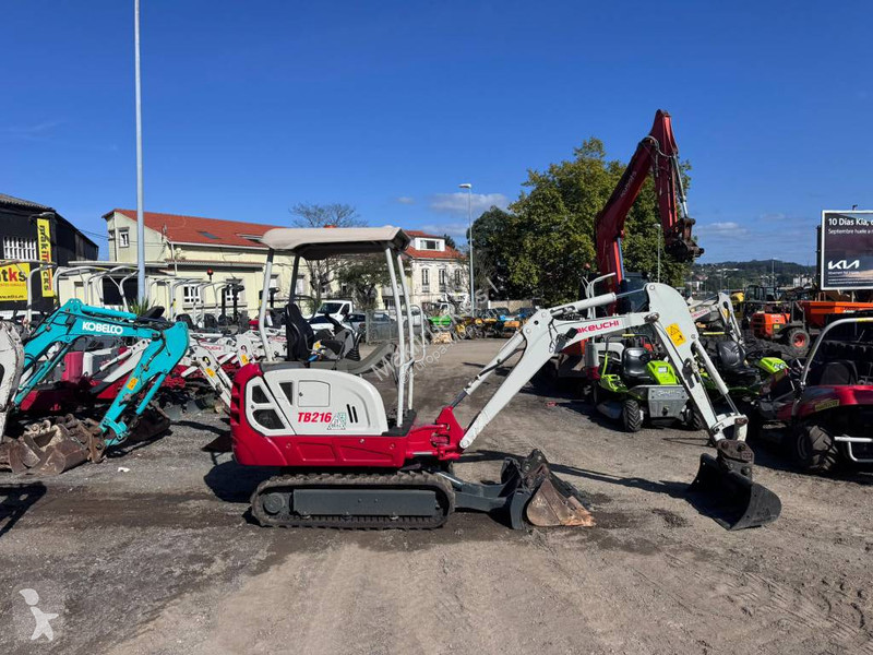 Skovel Takeuchi TB 216