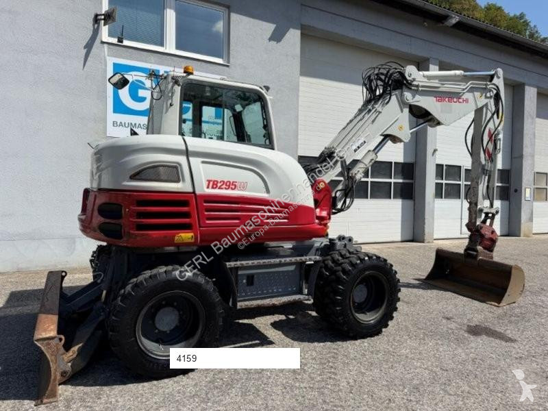 Skovel Takeuchi TB295W