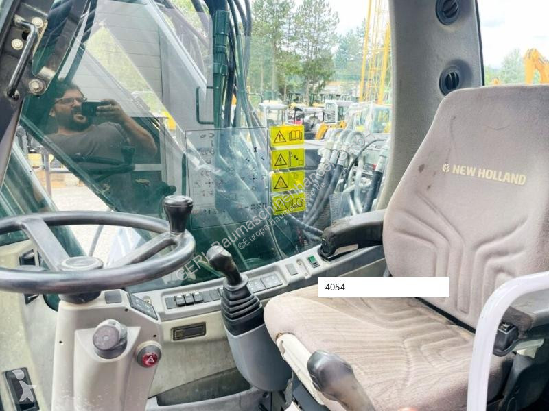 Skovel New Holland