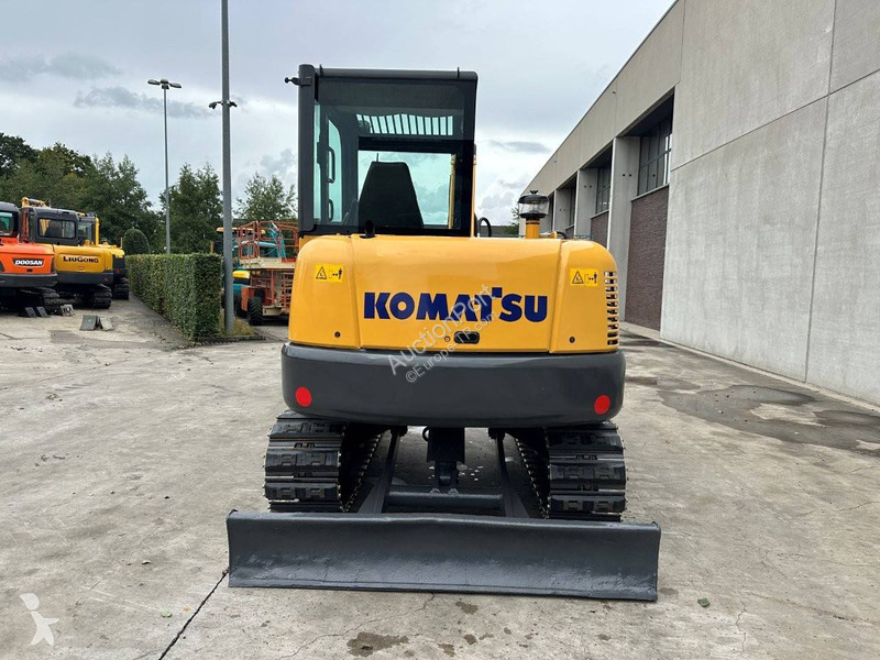 Skovel Komatsu 7
