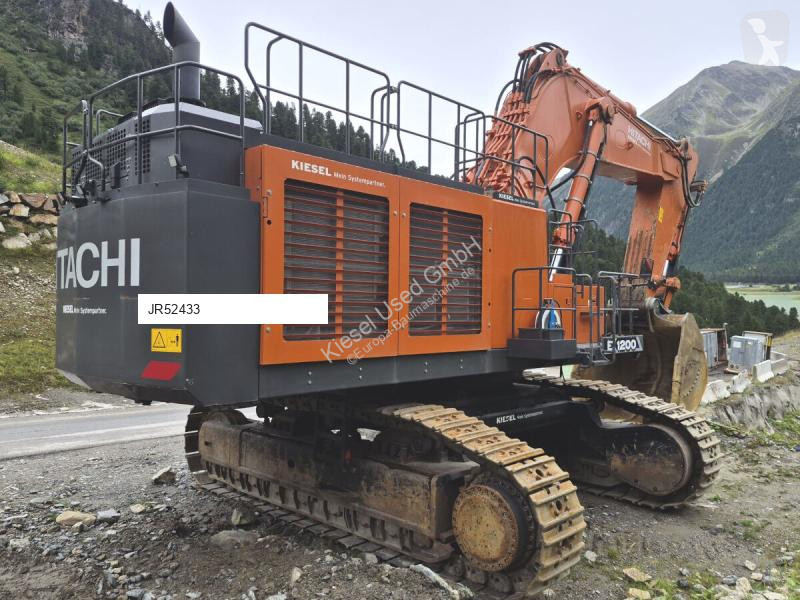 Hitachi EX1200-7 excavator