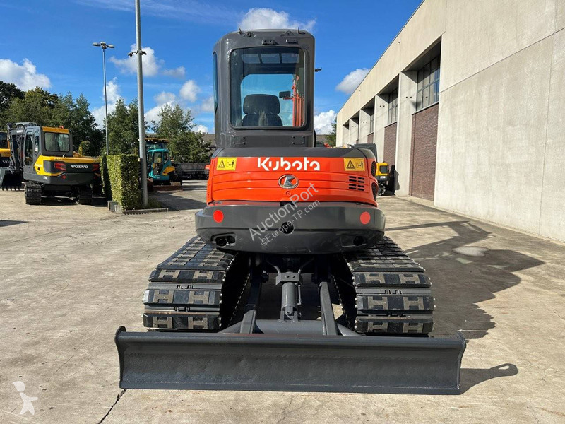 Skovel Kubota SZ