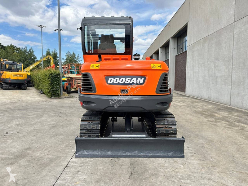 Skovel Doosan 9C