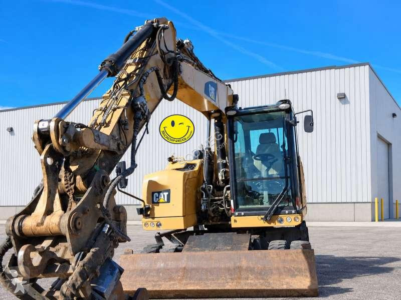 Excavadora Caterpillar F