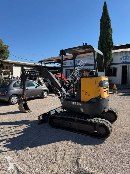 Excavadora Volvo ECR 25 D