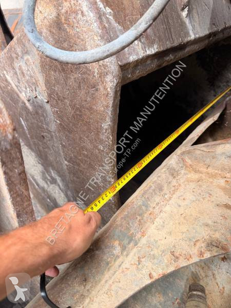 Excavadora Mecalac