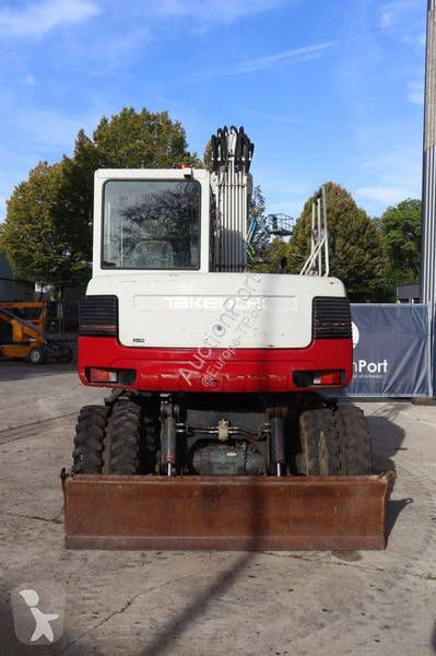 Excavadora Takeuchi