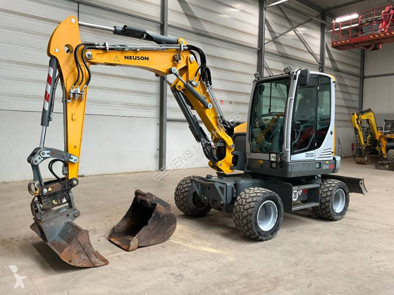 Pelle Neuson EW 65 powertilt