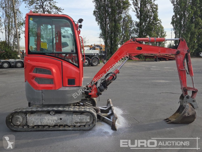 Excavadora Volvo ECR25D
