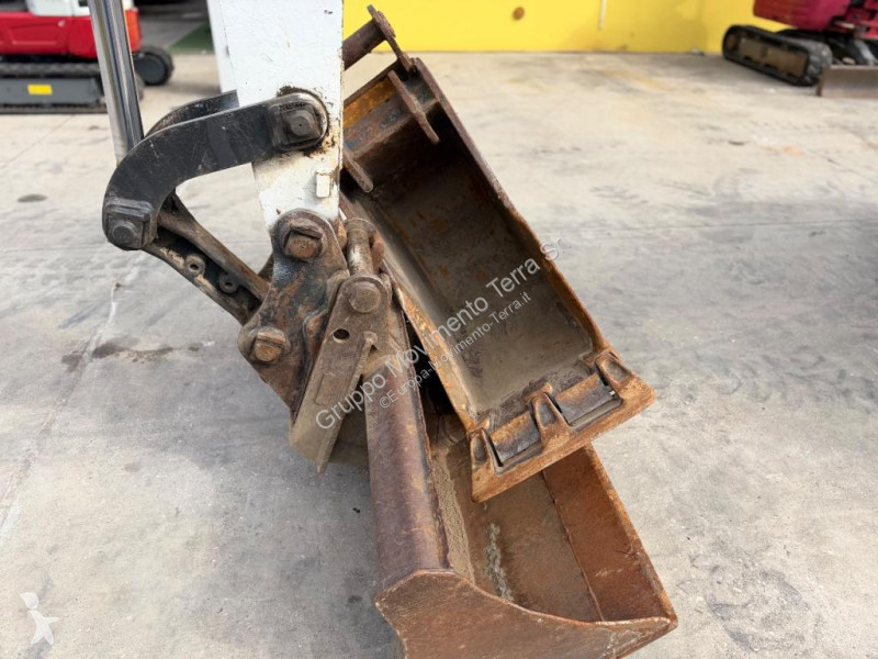 Pelle Bobcat 442