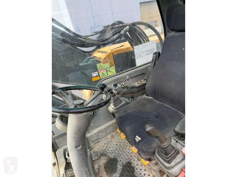 Excavadora Volvo