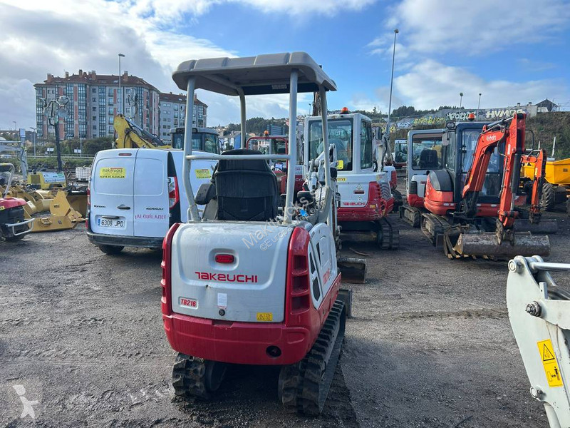 Pelle Takeuchi TB 216
