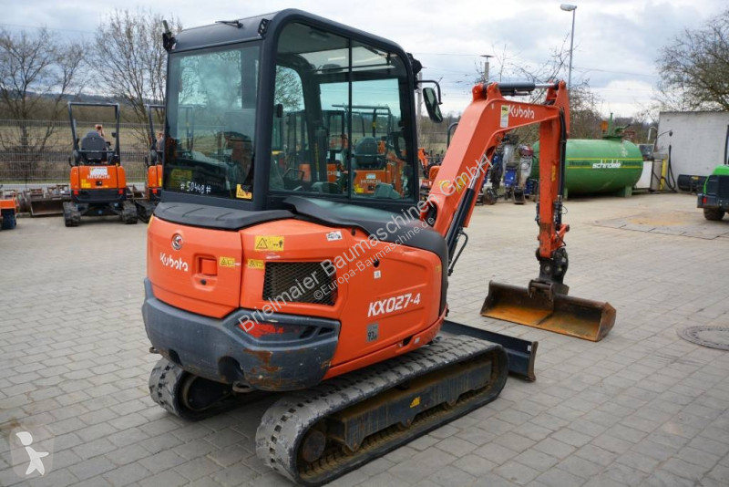 Excavadora Kubota KX 27-4
