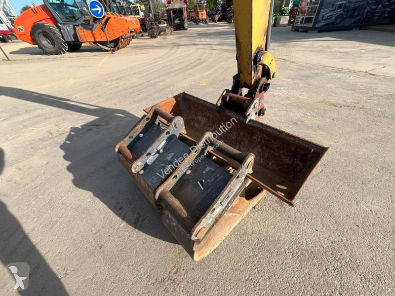 Pelle Yanmar B75W