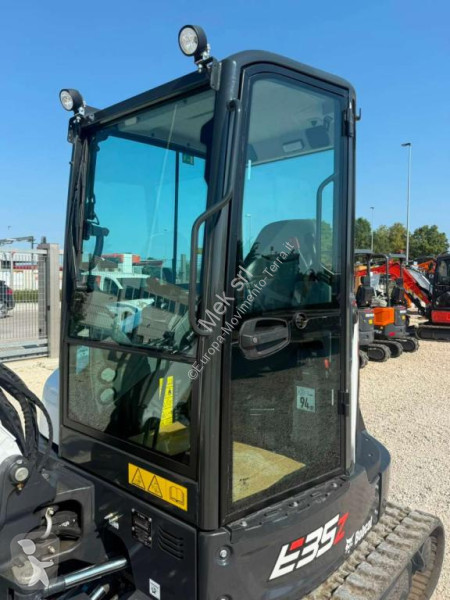 Excavadora Bobcat Z