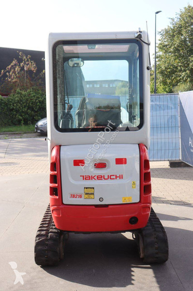 Rýpadlo Takeuchi TB216