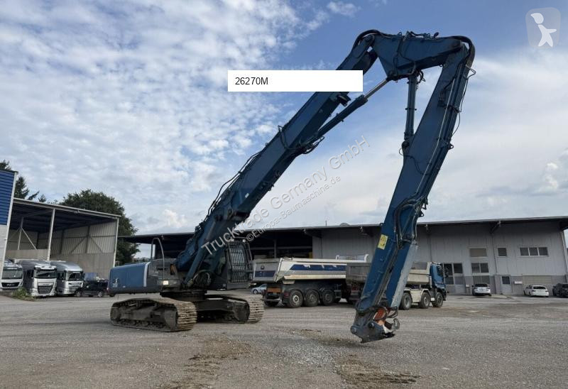 Excavator Hitachi 3LCK UHD