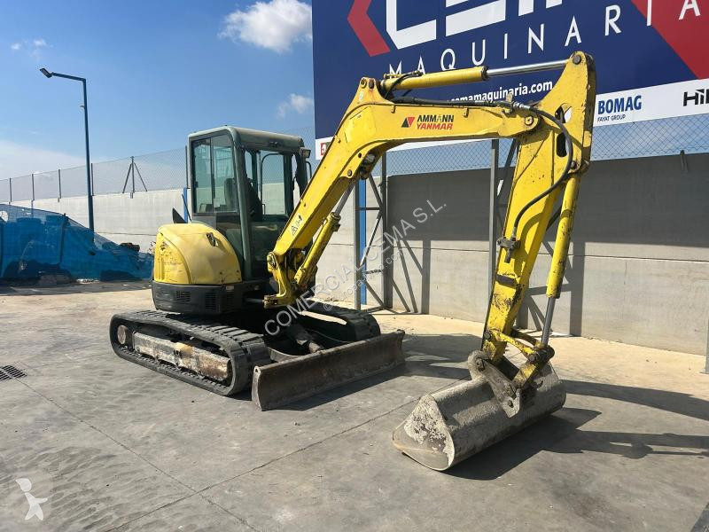 جرافة Yanmar  Vio55