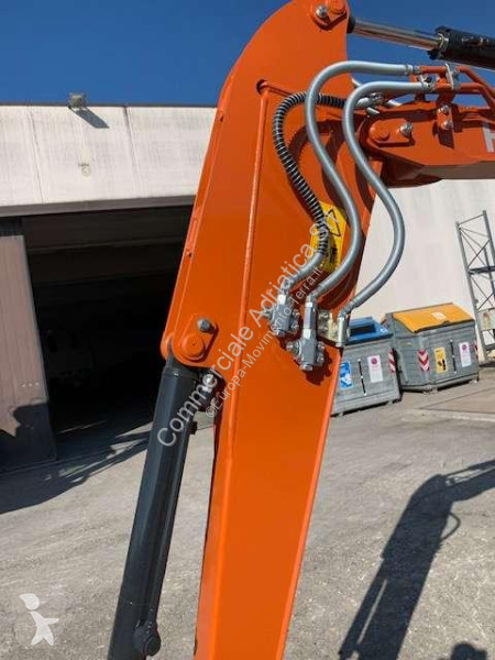 Excavator Hitachi ZX38U-6