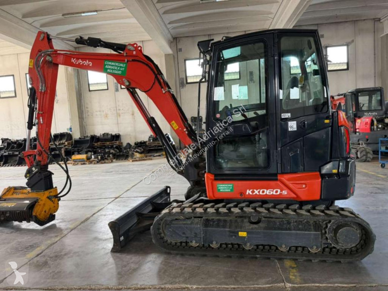 Excavator Kubota KX060-5